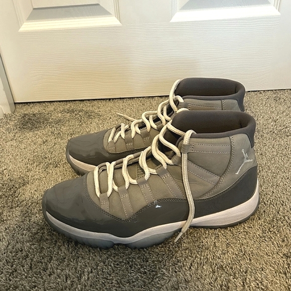 Air Jordan 11 Retro 'Cool Grey' 2021 - Picture 4 of 8